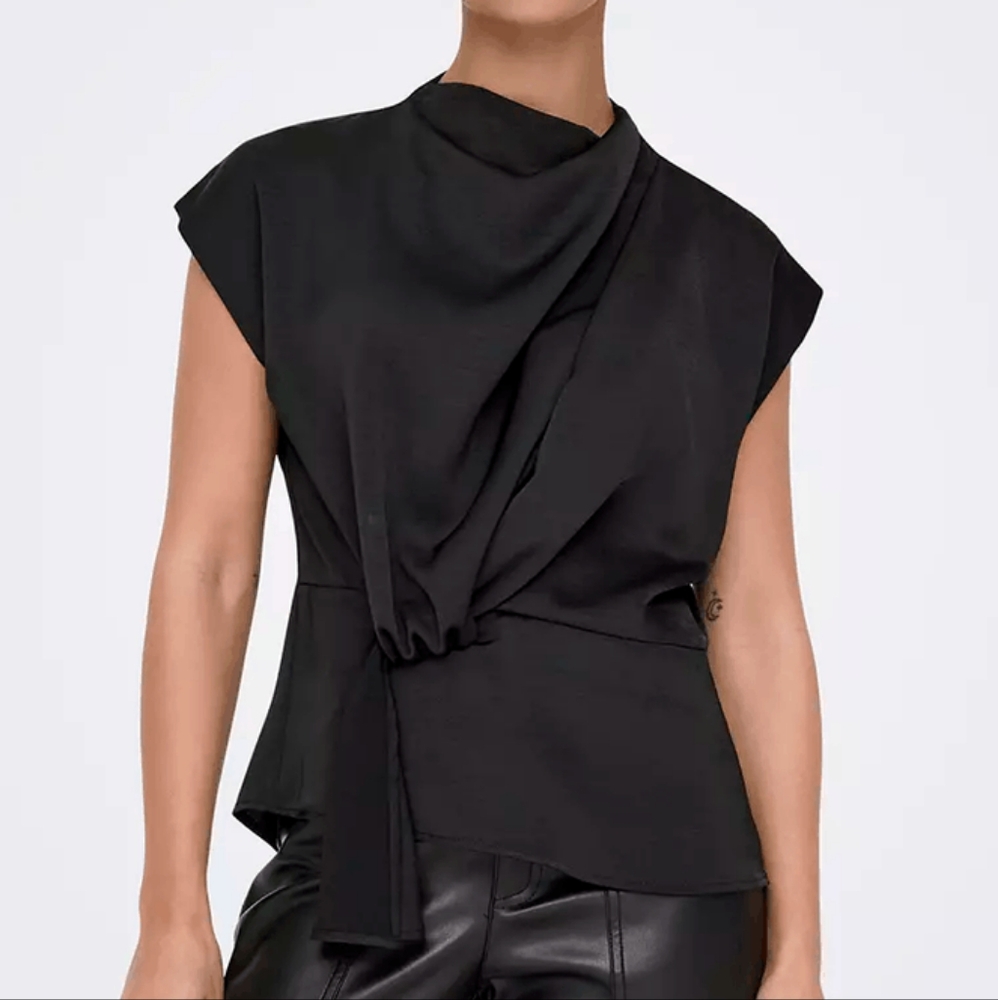 Zara Blouse - Picture 3 of 3